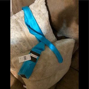 Van Heusen Aqua Men’s the